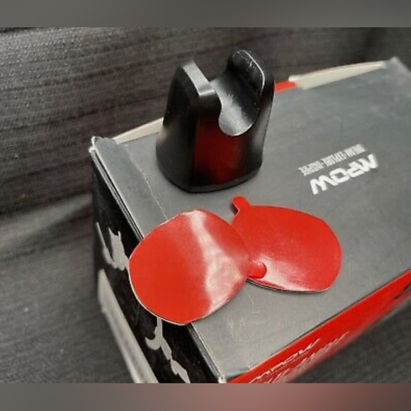 Multi-Angle Dashboard Car Mount - Picture 4 of 5